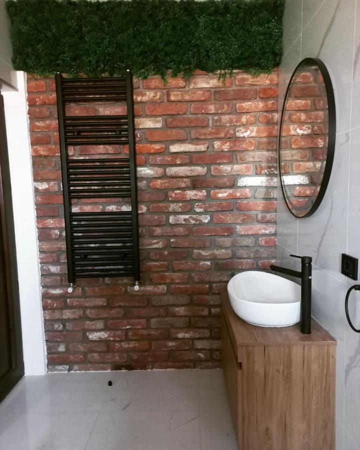 Belov Rooms And Apartments Demir Kapija Exterior foto