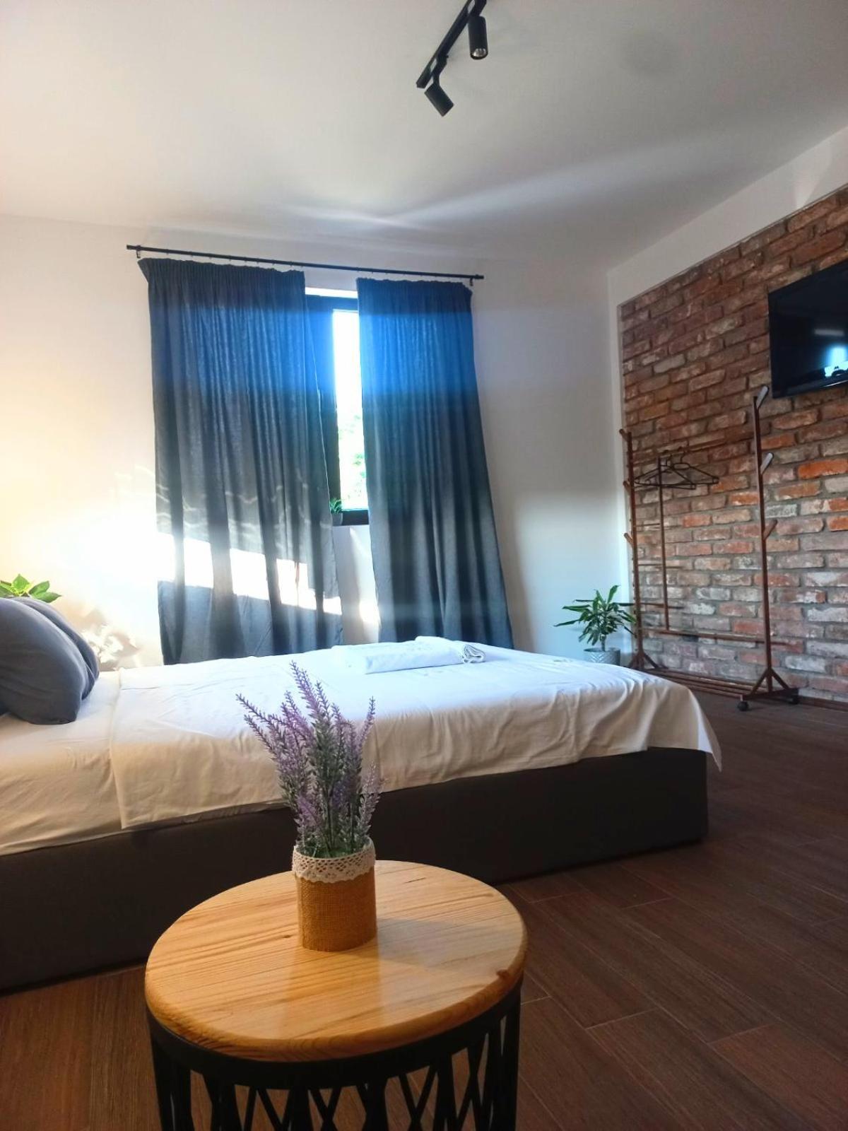 Belov Rooms And Apartments Demir Kapija Exterior foto