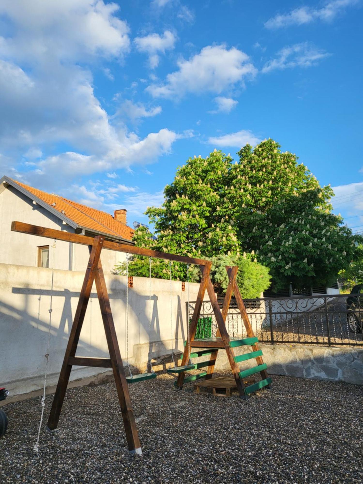 Belov Rooms And Apartments Demir Kapija Exterior foto