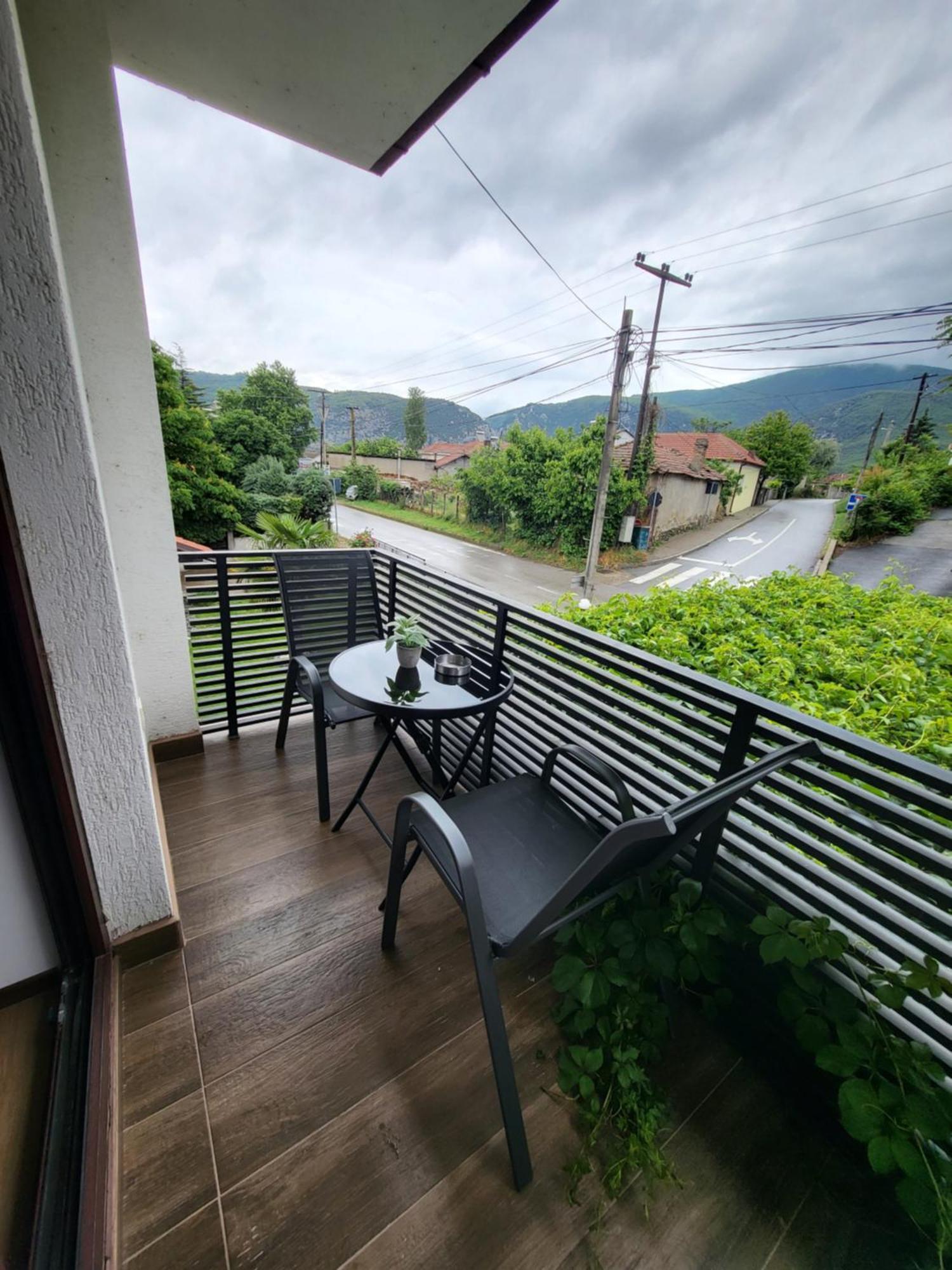Belov Rooms And Apartments Demir Kapija Exterior foto